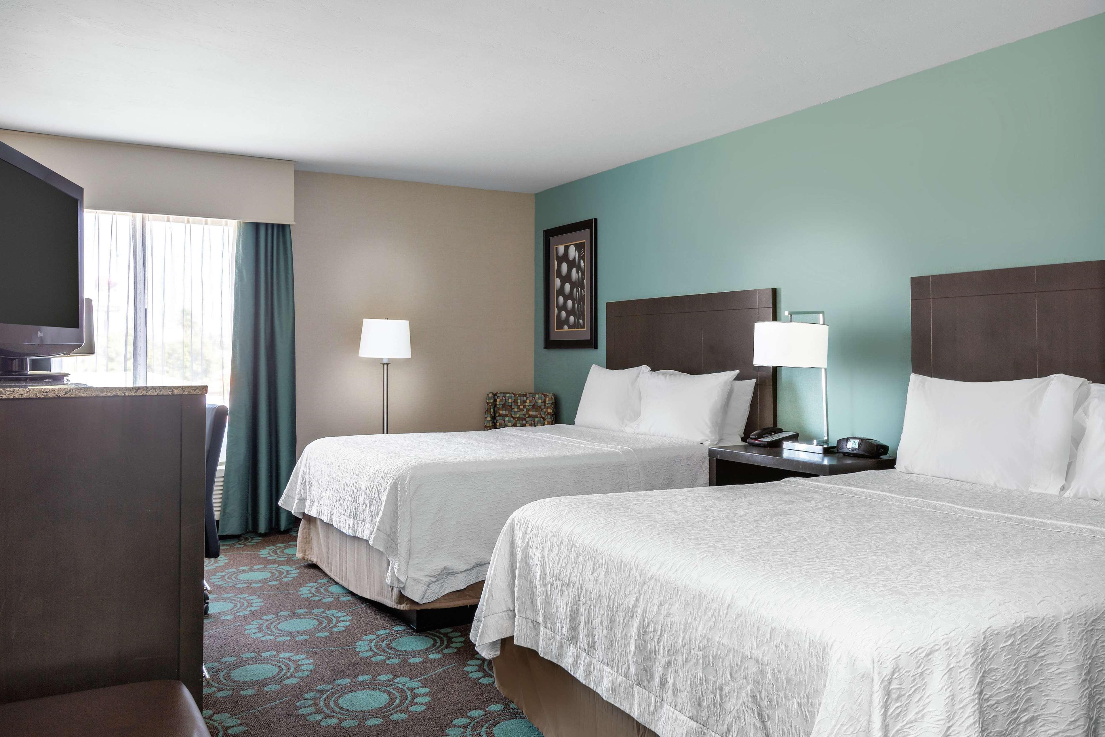 Spark By Hilton Bakersfield Central Exteriör bild