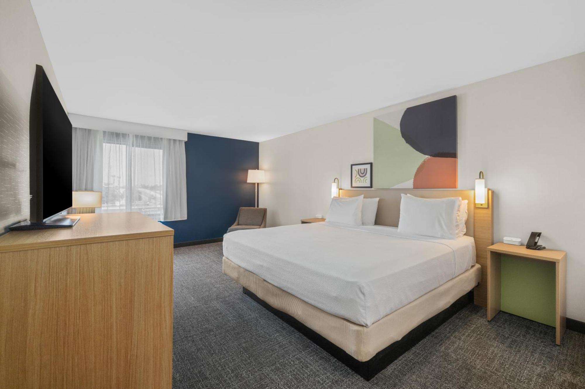 Spark By Hilton Bakersfield Central Rum bild